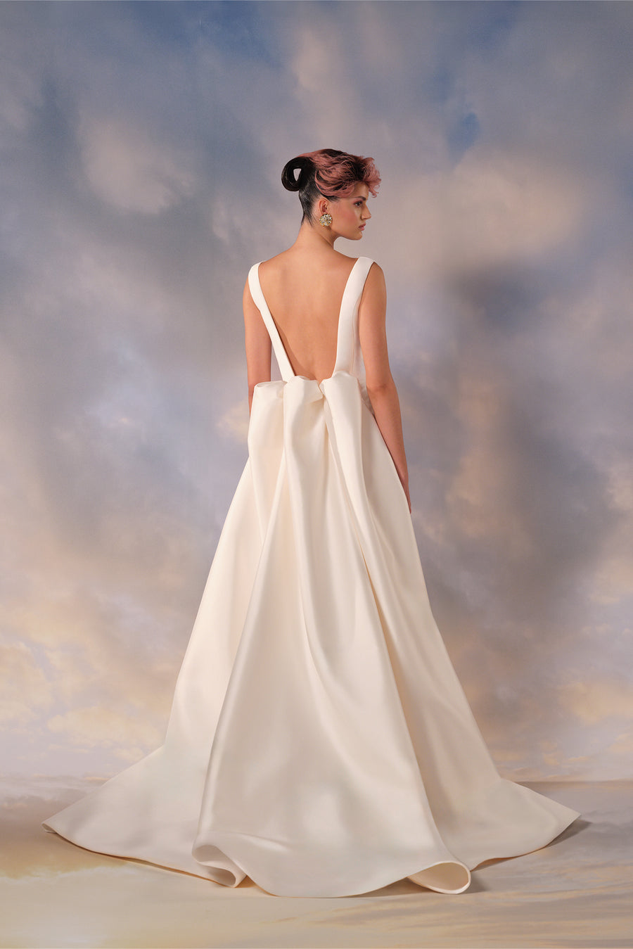 VRM490 - SCULPTED BACK MERMAID GOWN