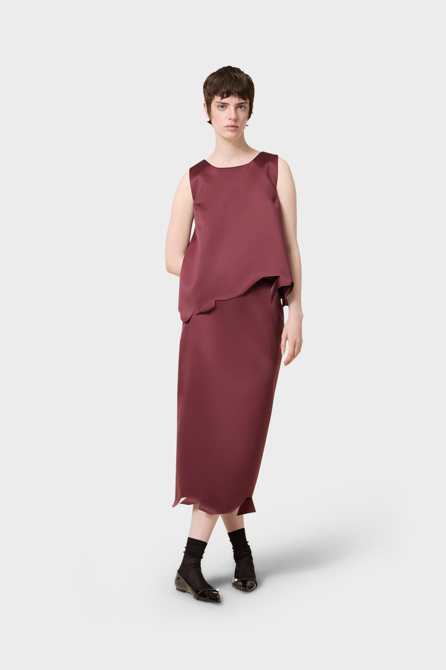 HEM CUT SATIN SINGLET