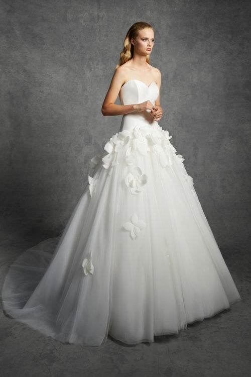 VRM360 - WATTEAU FEATHERED FLOWER JURK