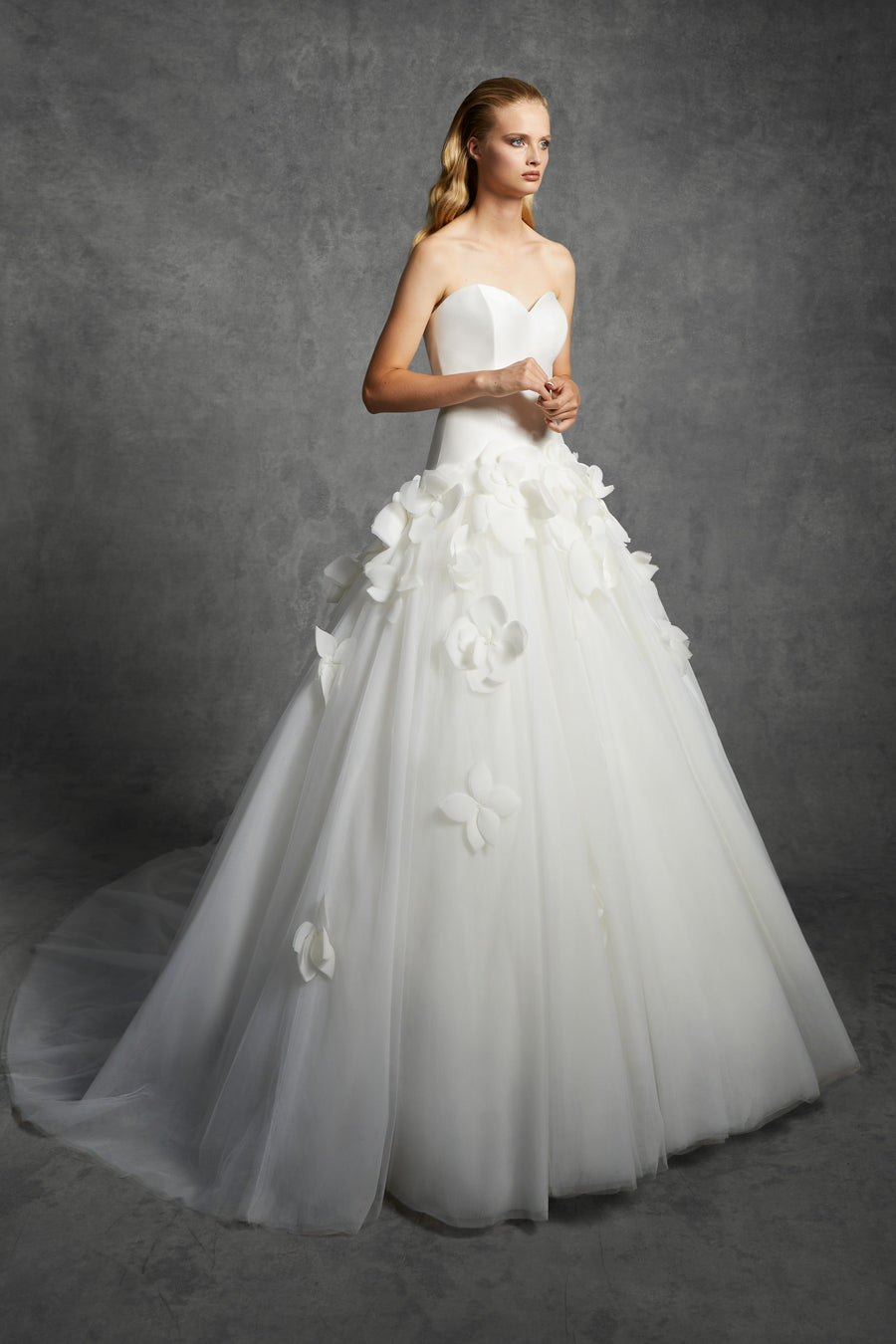 VRM360 - WATTEAU FEATHERED FLOWER JURK