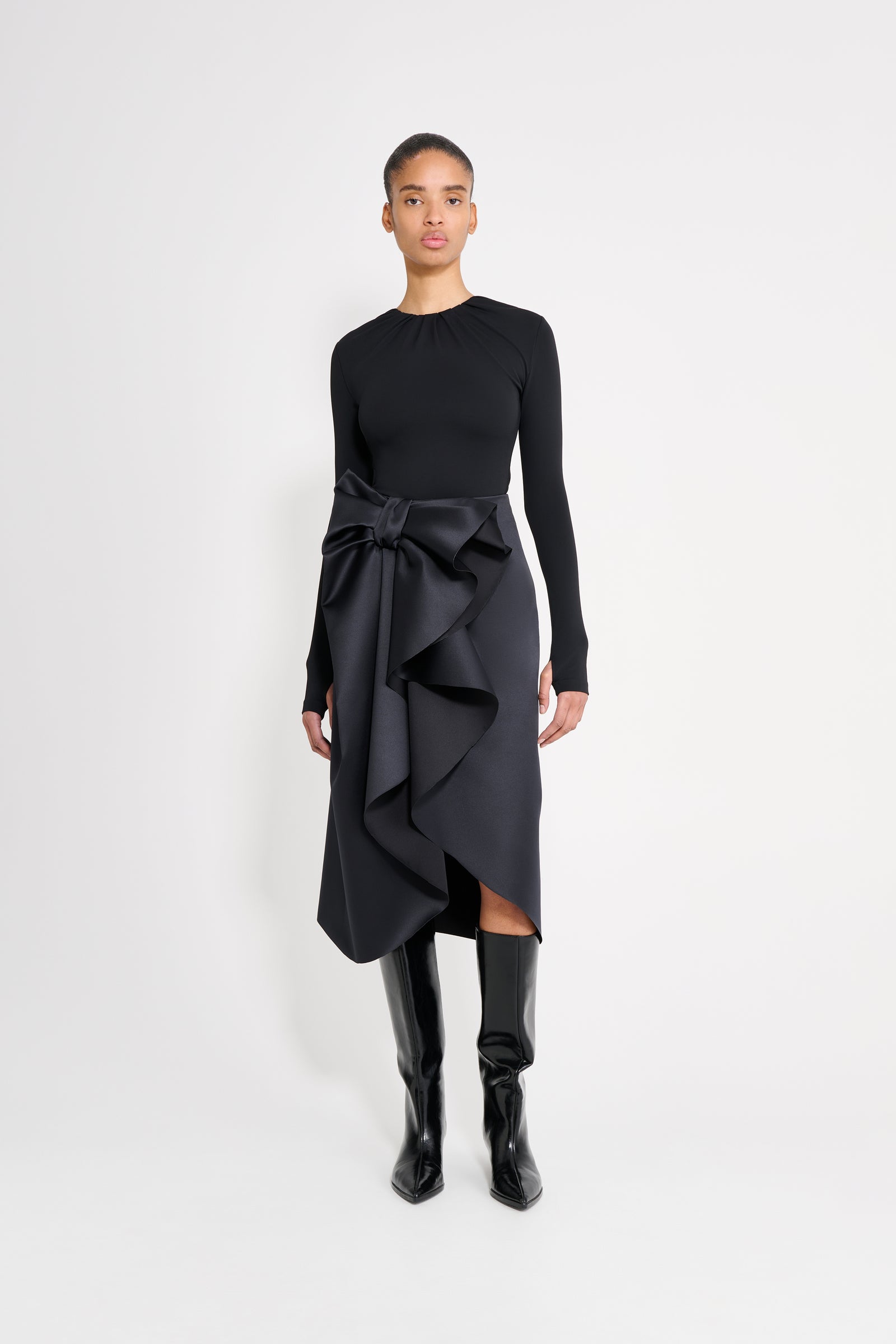 DRAPE BODY – Viktor&Rolf