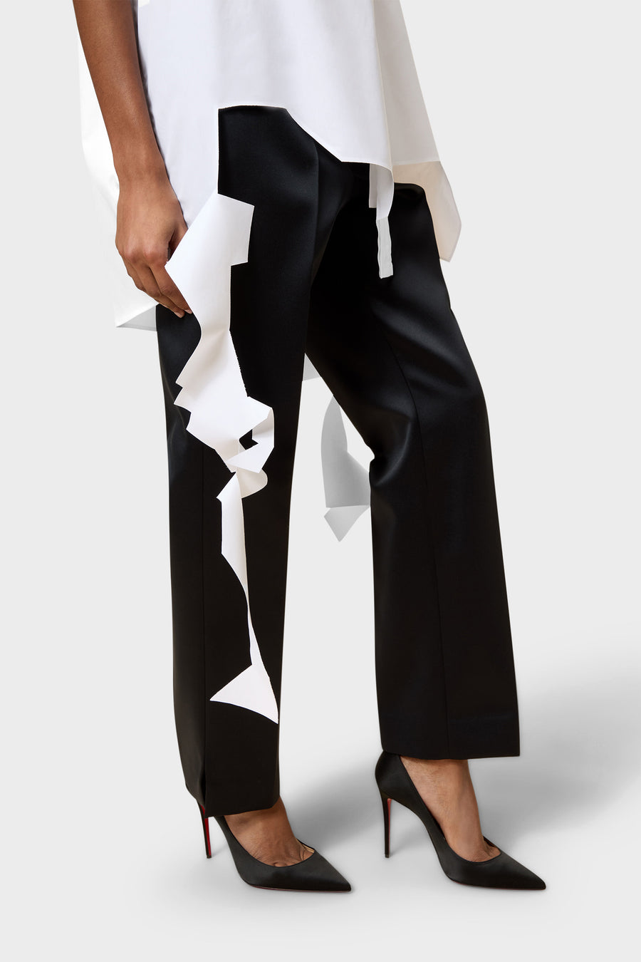 SLEEVELESS POPLIN SHIRT