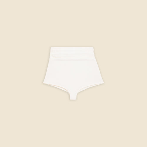 GELAAGDE HOT PANTS