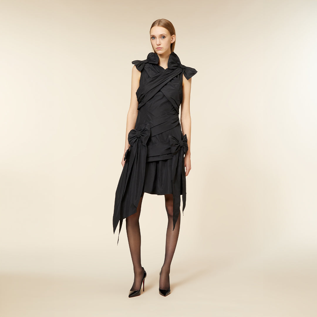 【VIKTOR & ROLF】 DARING NIGHTS TD044 BLACKドレス ブラック Viktor & Rolf リボンディテール ドレス | ブラック | FARFETCH JP