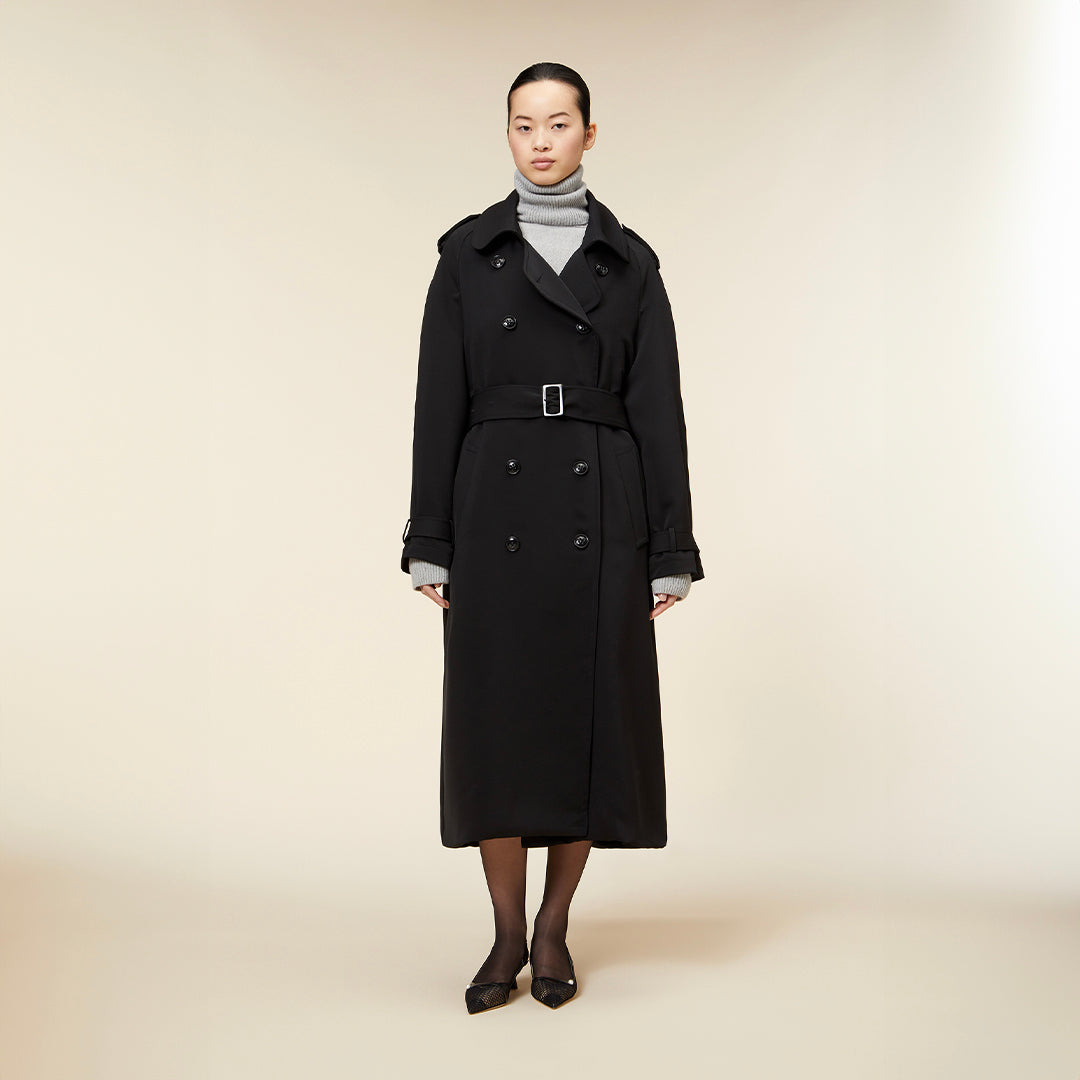 【VIKTOR & ROLF】 HAUTE FANTAISIE TT035\tBLACK Viktor&Rolf: Couture AW25 - 10 Magazine