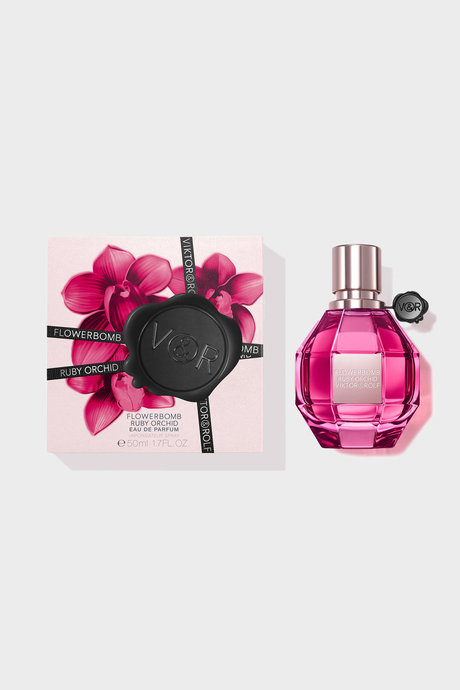 A new carnal and sensual addition to the flowerbomb fragrance family